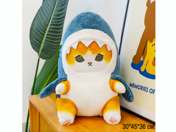 им Кошка арт. 00873-209 Рыжая сидит в костюме акулы 45 см в пак.